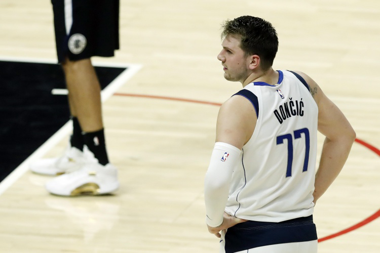 社区盾倒计时，曼联今晚遗憾出局，细节引发关注，管理层满意，细节决定成败的简单介绍